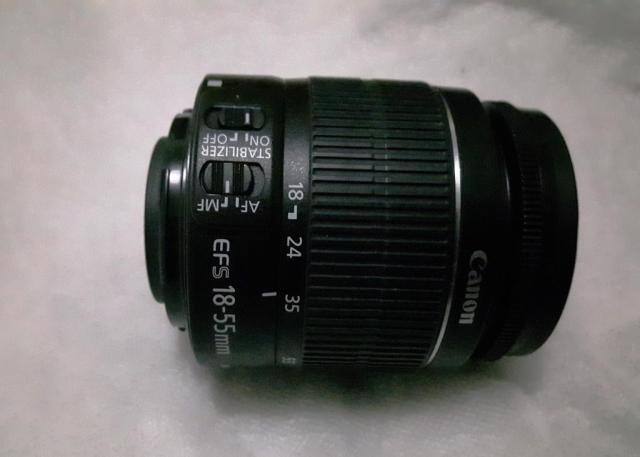 Lensa kit Canon 18-55mm bawaan kamera EOS 600D saya